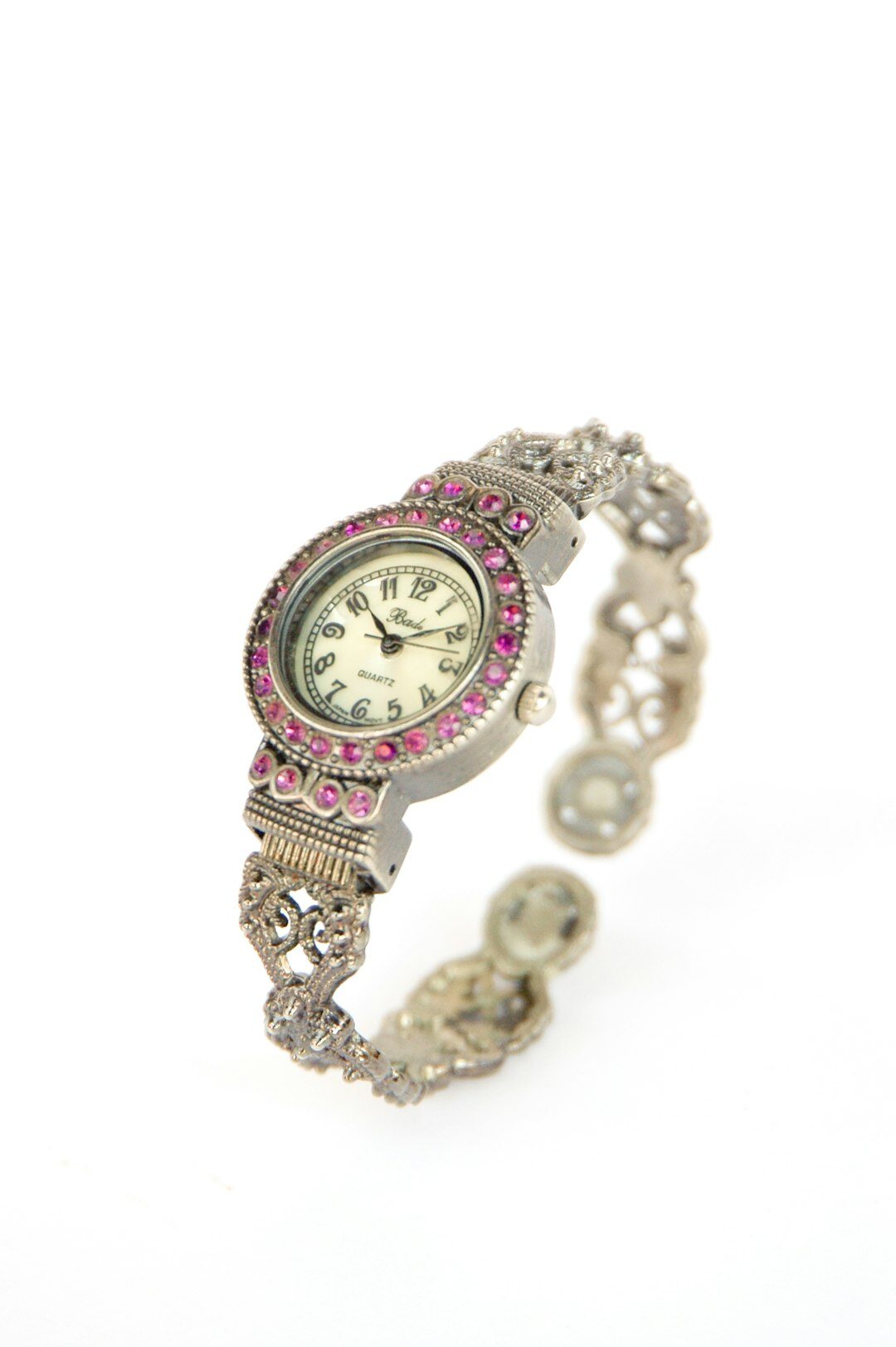 Women's jewelry watch with diamond bezel
